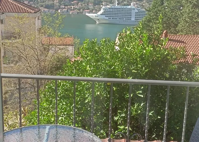 Bay View Apartments