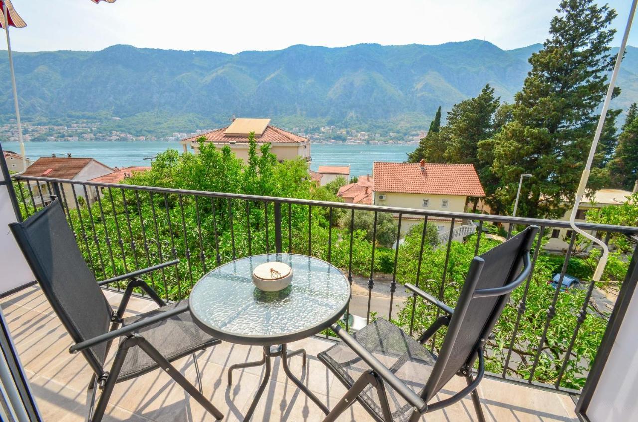 Bay View Apartment *