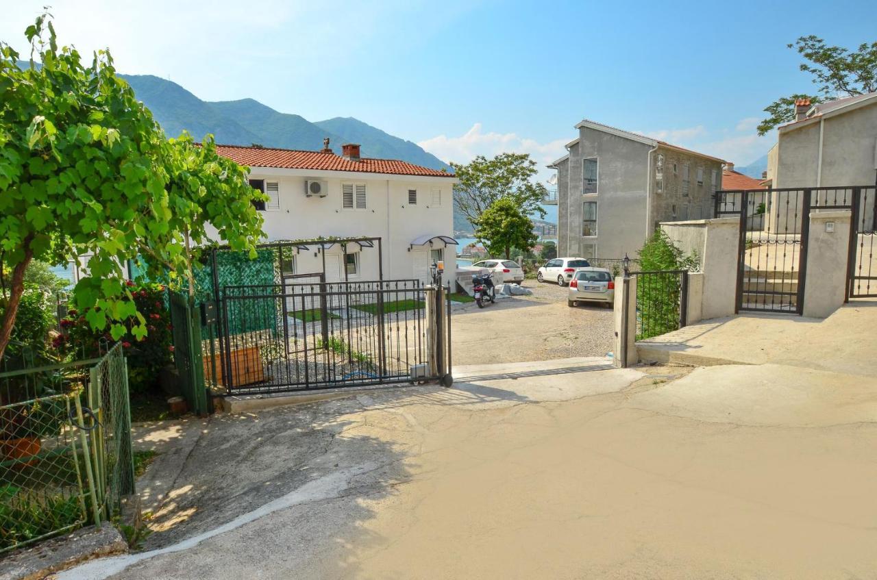 Bay View * Kotor
